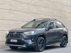 Photo of the vehicle Toyota RAV4