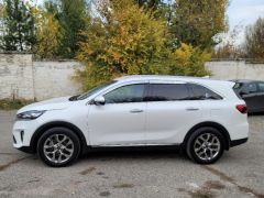 Photo of the vehicle Kia Sorento