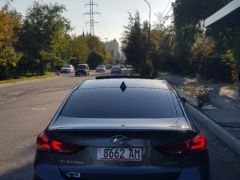 Сүрөт унаа Hyundai Elantra