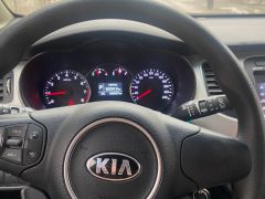 Сүрөт унаа Kia Carens