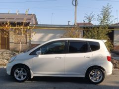 Фото авто Honda Fit