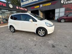 Фото авто Honda Fit