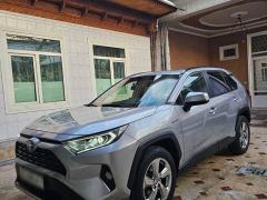 Сүрөт унаа Toyota RAV4