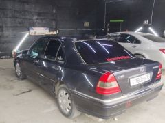 Сүрөт унаа Mercedes-Benz C-Класс