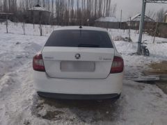 Сүрөт унаа Skoda Rapid