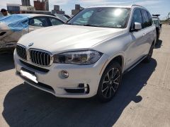 Photo of the vehicle BMW X5