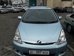 Фото авто Toyota Wish