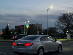 Photo of the vehicle Lexus ES