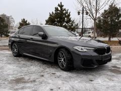 Photo of the vehicle BMW 5 Series