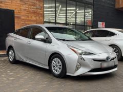 Фото авто Toyota Prius