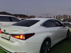 Сүрөт унаа Lexus ES