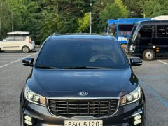 Фото авто Kia Carnival