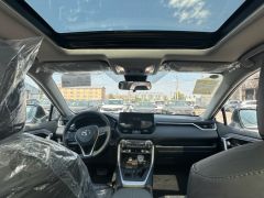 Сүрөт унаа Toyota RAV4