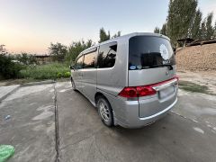 Фото авто Honda Stepwgn