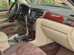 Сүрөт унаа Lexus LX