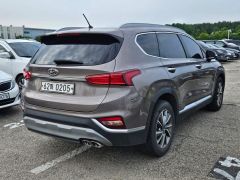 Photo of the vehicle Hyundai Santa Fe