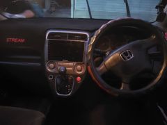 Сүрөт унаа Honda Stream