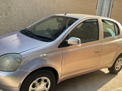 Сүрөт унаа Toyota Vitz