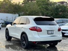 Сүрөт унаа Porsche Cayenne