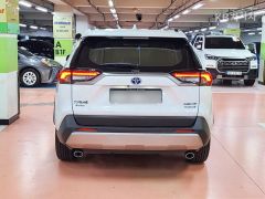 Сүрөт унаа Toyota RAV4