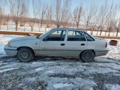 Сүрөт унаа Daewoo Nexia