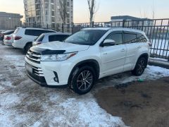 Photo of the vehicle Toyota Highlander