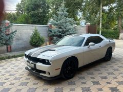 Фото Dodge Challenger  2017