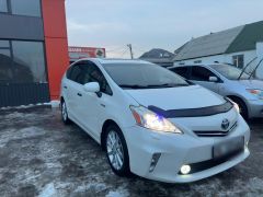 Photo of the vehicle Toyota Prius v (+)