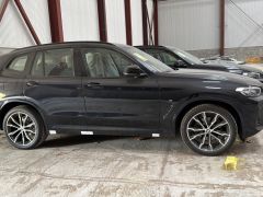 Photo of the vehicle BMW X3