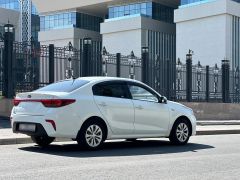 Сүрөт унаа Kia Rio