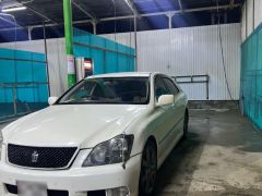 Photo of the vehicle Toyota Crown