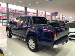 Photo of the vehicle Isuzu D-Max