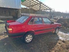 Photo of the vehicle Audi 80