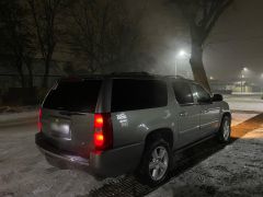 Photo of the vehicle Chevrolet Suburban