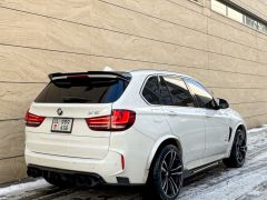 Photo of the vehicle BMW X5