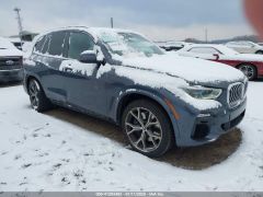 Photo of the vehicle BMW X5