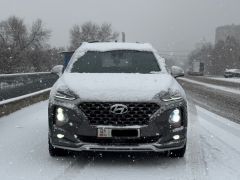 Photo of the vehicle Hyundai Santa Fe