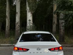 Photo of the vehicle Hyundai Sonata