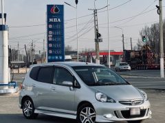 Фото авто Honda Jazz