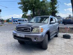 Фото авто Toyota Sequoia