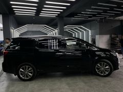 Фото авто Kia Carnival