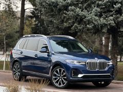 Photo of the vehicle BMW X7