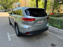 Сүрөт унаа Toyota Highlander