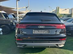 Сүрөт унаа Audi Q8