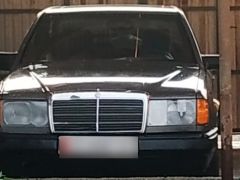 Сүрөт унаа Mercedes-Benz W124