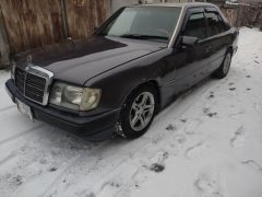 Фото авто Mercedes-Benz W124