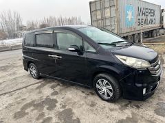 Фото авто Honda Stepwgn