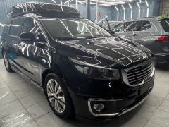 Photo of the vehicle Kia Carnival