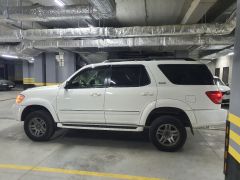 Фото авто Toyota Sequoia