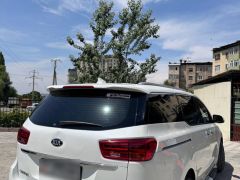 Сүрөт унаа Kia Carnival